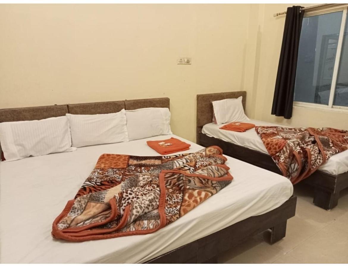 Hotel Mahakal Vishram, Ujjain Ujaim Exterior foto