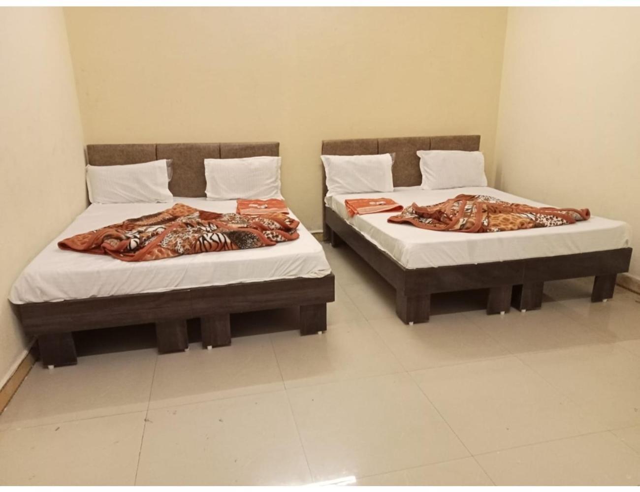 Hotel Mahakal Vishram, Ujjain Ujaim Exterior foto