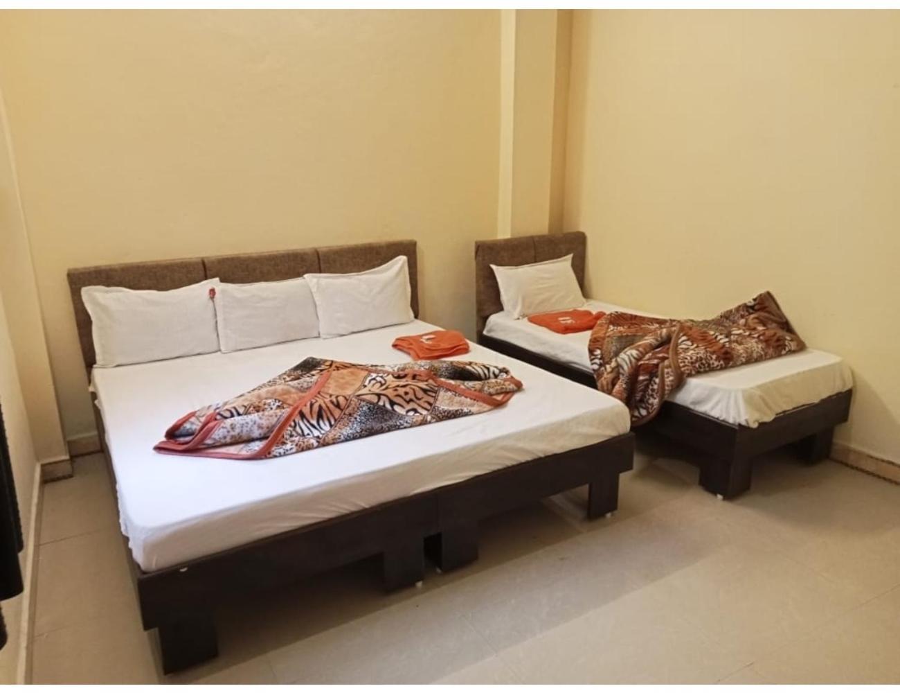 Hotel Mahakal Vishram, Ujjain Ujaim Exterior foto