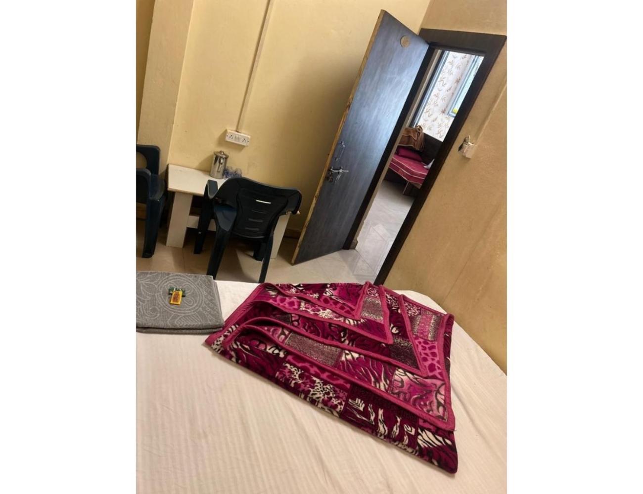Hotel Mahakal Vishram, Ujjain Ujaim Exterior foto
